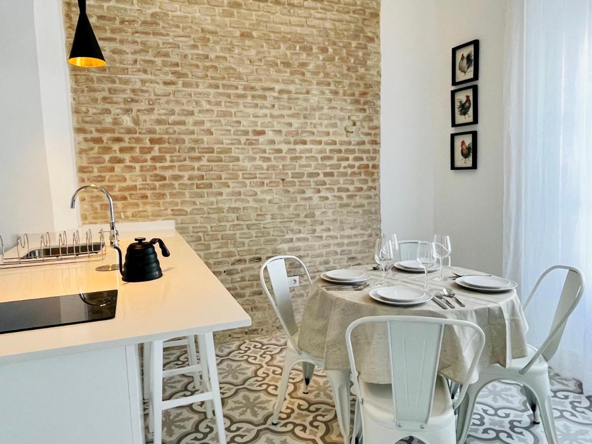 Modern Apartment In The City Centre, La Alameda Sevilla Exterior foto